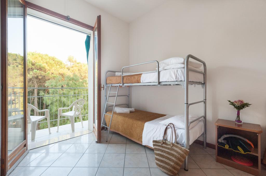 Regina Hotel E Ristorante Punta Marina Dış mekan fotoğraf